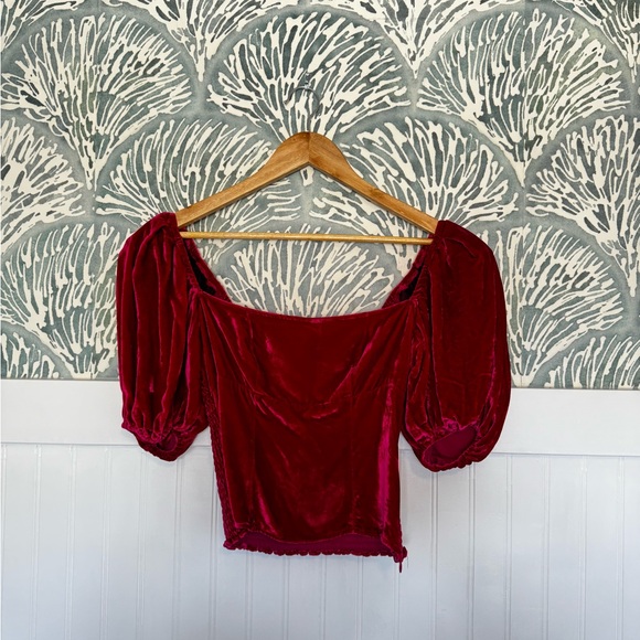 Reformation Luka Velvet Puff Sleeve Top in Women’s Small - Picture 3 of 6